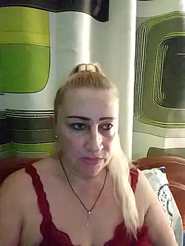 Esenia505 online show from December 2025 04:01:01 PM