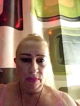 Esenia505 online show from December 2025 05:40:02 AM