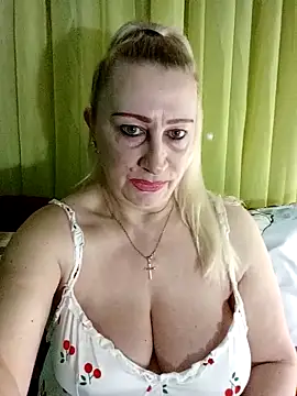 Esenia505 online show from April 2026 03:08:01 AM