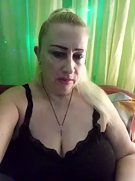 Esenia505 online show from January 2026 07:30:02 PM