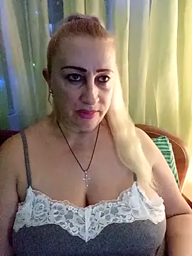 Esenia505 online show from January 2026 03:59:02 PM