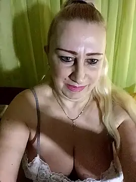 Esenia505 online show from February 2026 05:29:01 AM