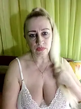 Esenia505 online show from April 2026 03:49:01 PM