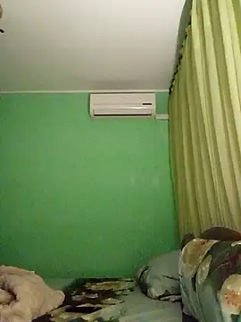 Snapshot of Esenia505 chatting on November 2025 03:39:01 PM Esenia505 online show from November 2025 03:39:01 PM