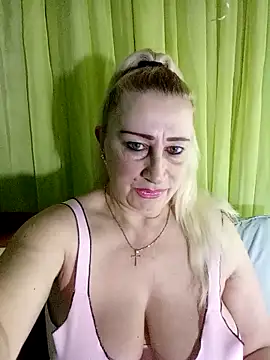 Esenia505 online show from March 2026 04:20:02 AM