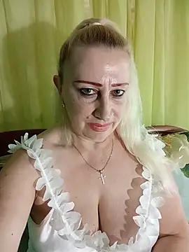 Esenia505 online show from June 2026 12:22:01 PM