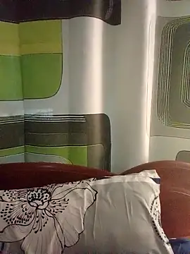 Esenia505 online show from December 2025 09:22:02 AM