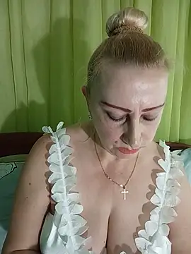 Esenia505 online show from June 2026 12:58:02 PM
