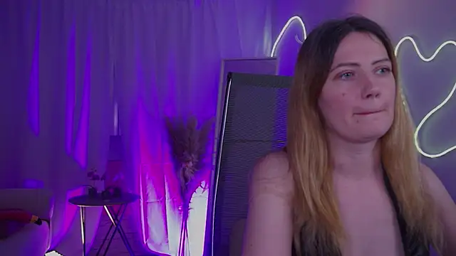 AleksaLaurent online show from November 2025 06:27:02 AM