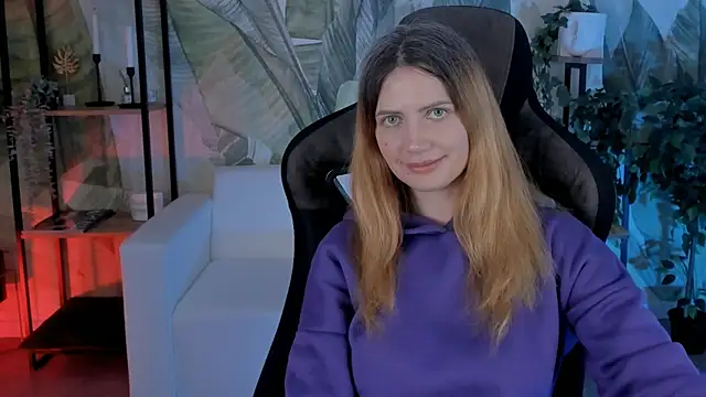 AleksaLaurent online show from December 2025 09:44:01 AM