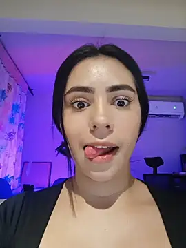 Sara-215 online show from May 2026 12:29:02 AM