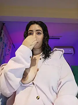 Sara-215 online show from April 2026 05:43:02 AM