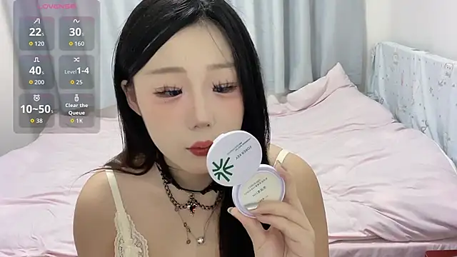 Snapshot of zhnlky chatting on October 2025 01:19:02 PM zhnlky online show from October 2025 01:19:02 PM