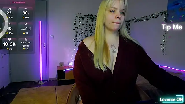 LisaCandy1 online show from February 2026 01:29:01 PM