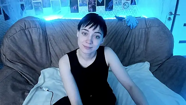 Snapshot of ErickaFetish chatting on December 2025 03:24:01 PM ErickaFetish online show from December 2025 03:24:01 PM