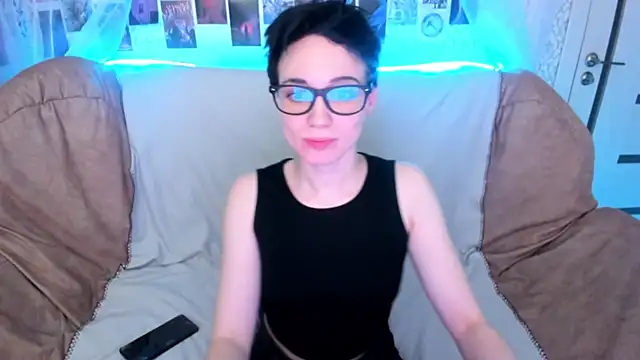 Snapshot of ErickaFetish chatting on December 2025 11:48:02 AM ErickaFetish online show from December 2025 11:48:02 AM