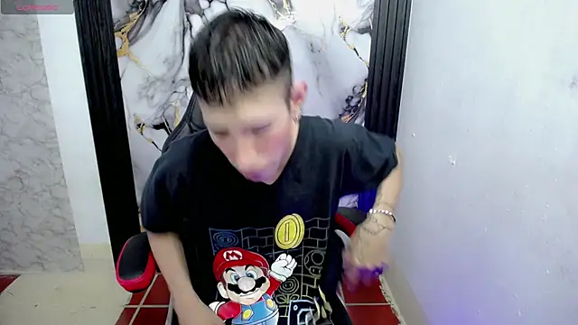 The latin boy online show from December 2025 06:29:02 PM