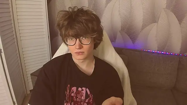 Syndy Dels online show from February 2026 03:45:01 PM