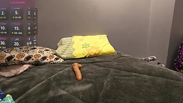 RoomHot404 online show from March 2026 04:01:01 AM