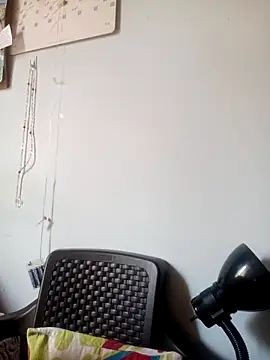 Skay bluee online show from December 2025 07:46:02 PM