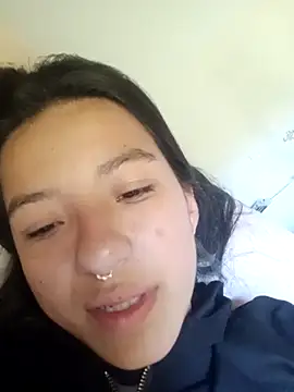 Skay bluee online show from November 2025 06:08:01 PM