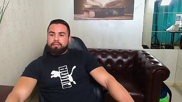 HayesWood online show from December 2025 05:44:01 AM