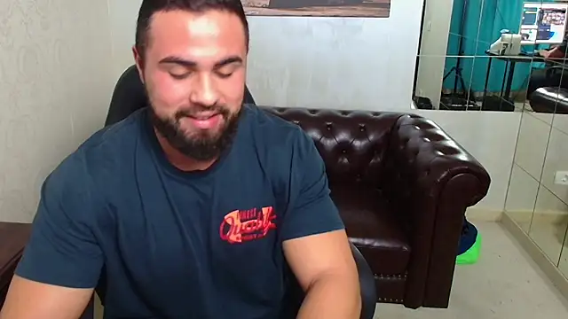 HayesWood online show from December 2025 05:57:02 AM