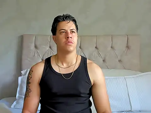 Louis Bran online show from November 2025 01:37:02 PM