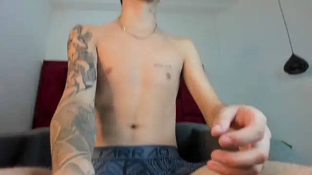 Mathewboy 069 online show from November 2025 02:49:01 AM