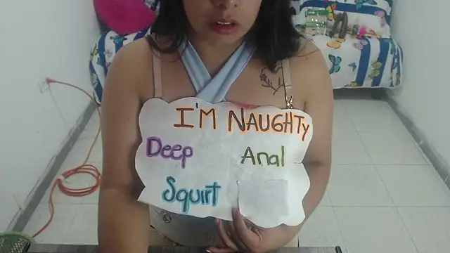 Snapshot of Alanafire chatting on November 2025 01:33:02 PM Alanafire online show from November 2025 01:33:02 PM