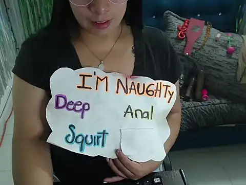 Snapshot of Alanafire chatting on November 2025 02:42:01 PM Alanafire online show from November 2025 02:42:01 PM