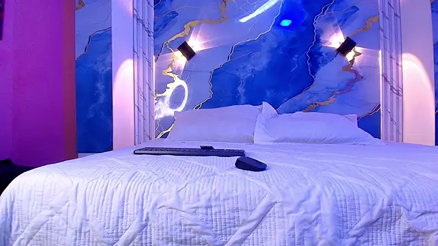 Snapshot of Girls_from_medellin chatting on November 2025 03:06:01 AM Girls from medellin online show from November 2025 03:06:01 AM