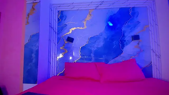 Snapshot of Girls_from_medellin chatting on November 2025 03:07:01 AM Girls from medellin online show from November 2025 03:07:01 AM