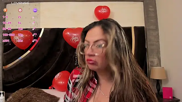 Lady Lure online show from February 2026 11:32:01 AM