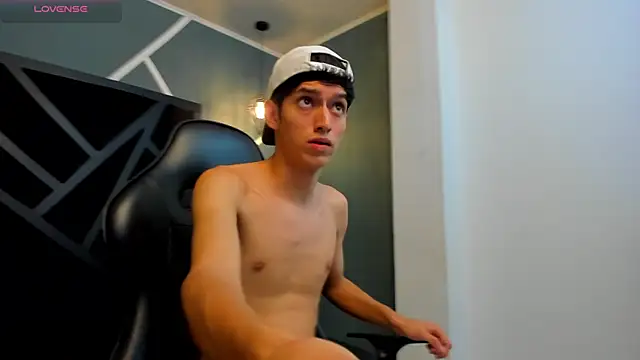 Snapshot of Niick_Carter chatting on November 2025 11:31:02 PM Niick Carter online show from November 2025 11:31:02 PM