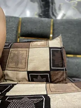 Heena Sharma982 online show from March 2026 05:50:01 PM