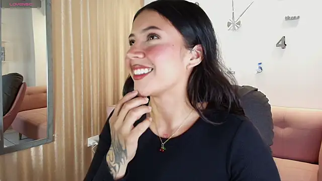 KamyGlam online show from February 2026 08:06:02 PM