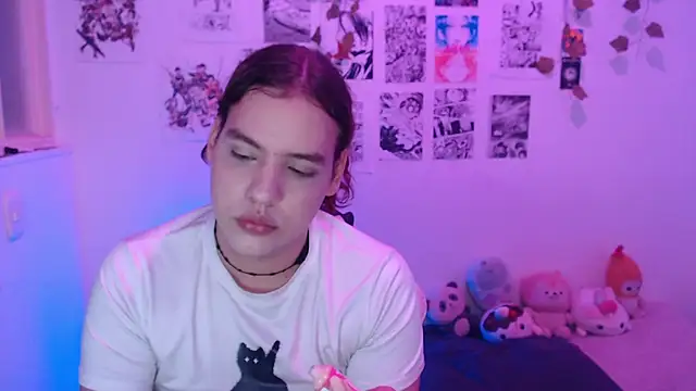 Snapshot of reiko_doll chatting on October 2025 01:24:01 AM reiko doll online show from October 2025 01:24:01 AM