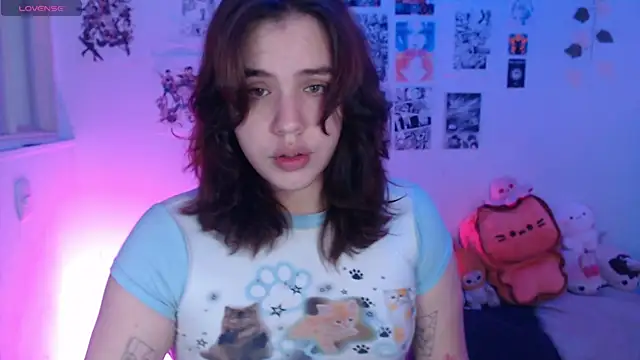 Snapshot of reiko_doll chatting on December 2025 09:36:02 PM reiko doll online show from December 2025 09:36:02 PM