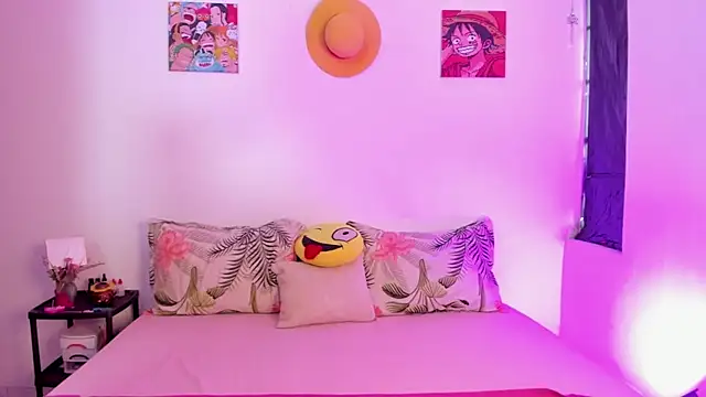 Snapshot of julialex_ chatting on November 2025 08:13:01 PM julialex online show from November 2025 08:13:01 PM