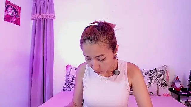 Snapshot of julialex_ chatting on November 2025 06:19:01 PM julialex online show from November 2025 06:19:01 PM