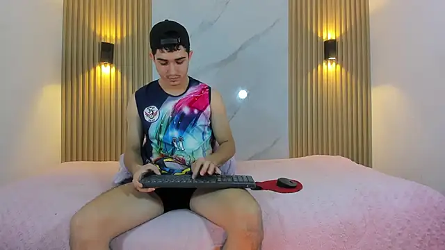 alejo gray online show from October 2025 03:16:02 AM