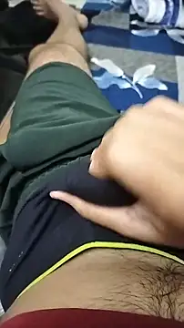 Snapshot of SentScruples chatting on April 2026 03:18:02 PM SentScruples online show from April 2026 03:18:02 PM