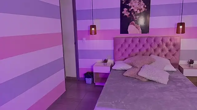 samantaortega   online show from November 2025 12:28:01 PM