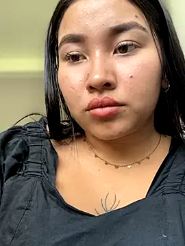 Vickybon online show from December 2025 05:08:01 PM