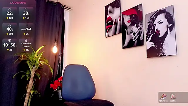 Snapshot of Flor_Gil chatting on November 2025 03:40:01 AM Flor Gil online show from November 2025 03:40:01 AM