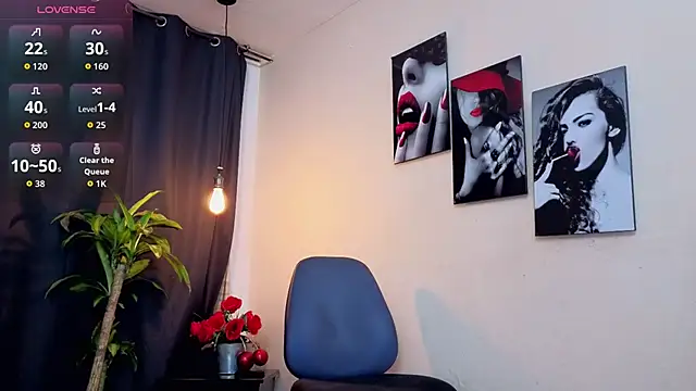 Snapshot of Flor_Gil chatting on November 2025 03:17:02 AM Flor Gil online show from November 2025 03:17:02 AM