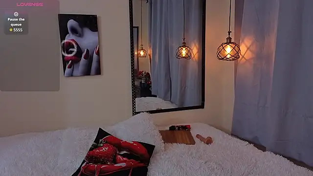 Flor Gil online show from February 2026 04:30:01 AM