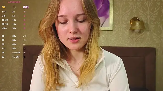 VanessaLightDiamond online show from April 2026 05:12:01 AM