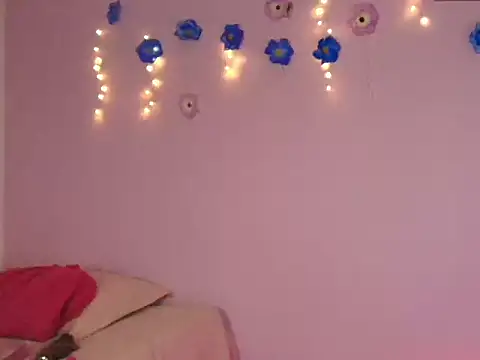 Aprilsweet2005 online show from November 2025 02:11:01 PM